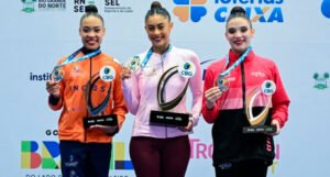A capixaba Geovanna Santos é vice-campeã brasileira na ginástica rítmica