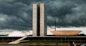 Congresso lidera o índice de rejeição entre os poderes com 60,1%