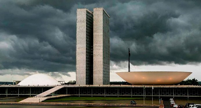 Congresso lidera o índice de rejeição entre os poderes com 60,1%