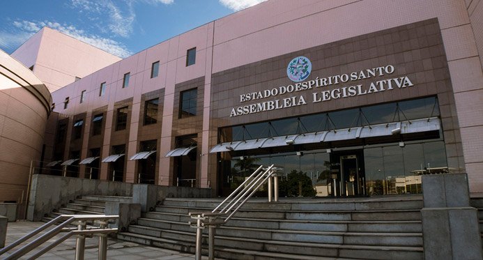 Deputados do ES se mobilizam para revogar veto à notificação de gravidez infantil