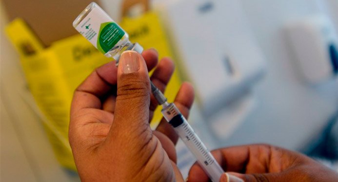 Espírito Santo intensifica vacinação nas escolas para menores de 15 anos até o final de maio