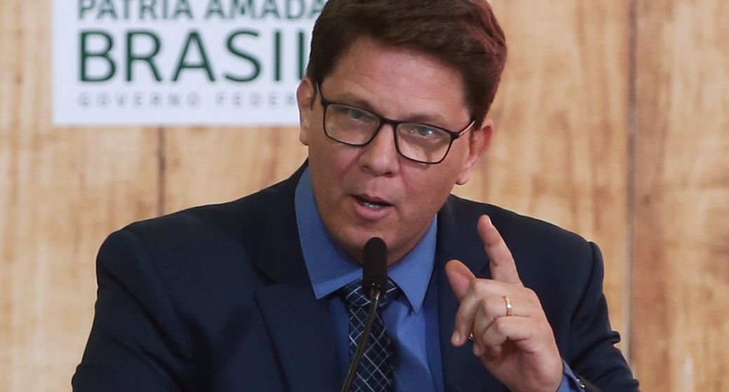 Mario Frías agradeceu Daniel Vorcaro por apoiar filme sobre Jair Bolsonaro