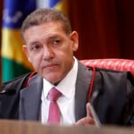 Nunes Marques assume presidência do TSE; André Mendonça será o vice