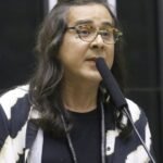 PEC propõe garantir aposentadoria com salário mínimo para todos os brasileiros