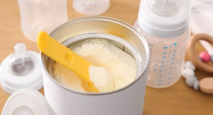 Anvisa proíbe venda e ordena recall de fórmulas infantis; veja qual