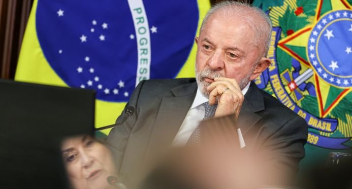 Brasil ameaça retaliar novos impostos dos EUA e Lula busca acordo com Trump na cúpula do G7