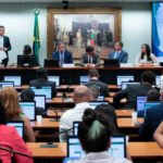 Câmara da CCJ aprova PEC que reduz a maioridade penal para 16 anos