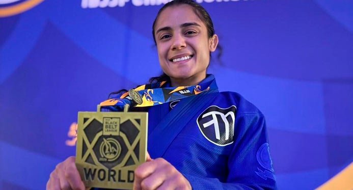 Capixaba Thaís Loureiro conquista bronze no Mundial de Jiu-Jitsu nos Estados Unidos