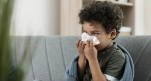 Doenças respiratórias: veja dicas para proteger as crianças quando o frio chegar