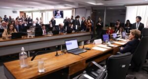 Fim da escala 6x1: Senado define nesta terça (9) o calendário de votação da proposta