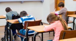 Governo cria política nacional para estudantes com altas capacidades