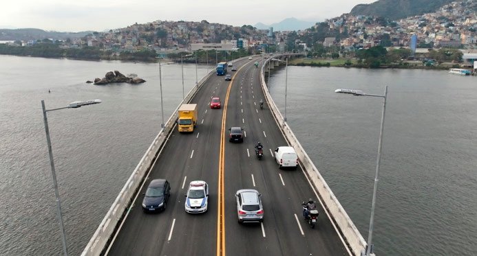 Governo do ES assina ordem de serviço para implementação da 5ª faixa da Segunda Ponte