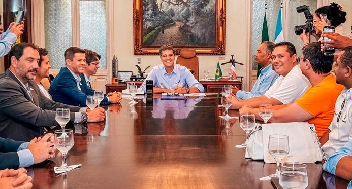 Governo do ES inclui carros elétricos e híbridos na isenção de ICMS para taxistas e motoristas de aplicativo