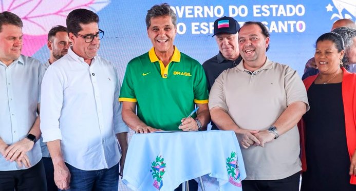 Governo do Estado entrega pavimentação de estradas e investe R$ 4 milhões em creches em Anchieta