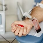 Junho Vermelho: Hemoes usa clima de Copa para superar baixos estoques de sangue no ES
