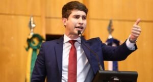 Justiça determina que deputado Lucas Polese indenize professor do Jaguaré acusado de ‘doutrinação’
