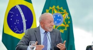 Lula derrota Flávio Bolsonaro e lidera todos os cenários para a presidência em 2026, revela pesquisa BTG/Nexus
