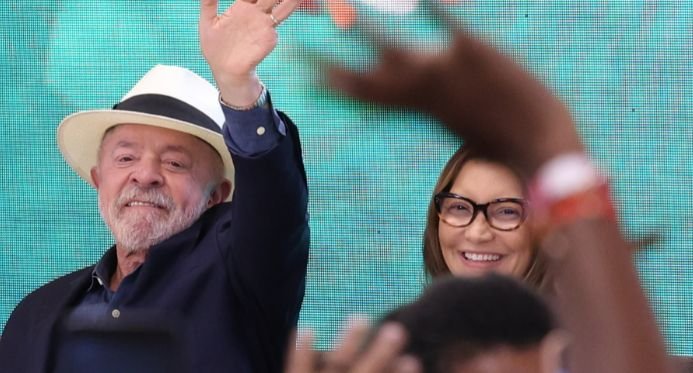 Pesquisa Apex/Futura indica liderança de Lula em todos os cenários para o 1º e 2º turnos
