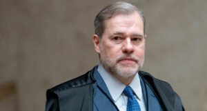 Toffoli toma posse no TSE e declara que Tribunal Eleitoral não decide eleições