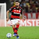 FIFA paga clubes do Brasileirão por integrantes do elenco; veja quem ganha mais