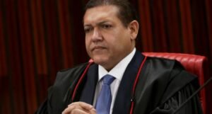 Ala do STF se prepara para atuar como revisor do TSE em meio a confrontos com Kassio Nunes Marques