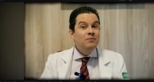 A indústria global de falsos médicos feitos por IA que usa o medo para viralizar entre idosos no Brasil