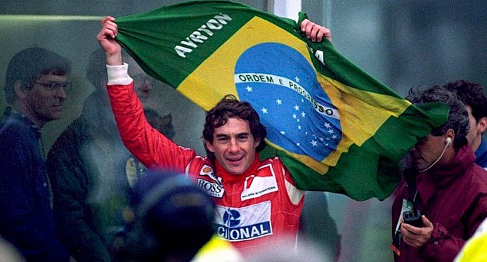 Ayrton Senna é oficialmente reconhecido como Herói da Pátria – Em Dia ES