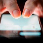 Congresso aumenta punição para crimes sexuais online contra crianças