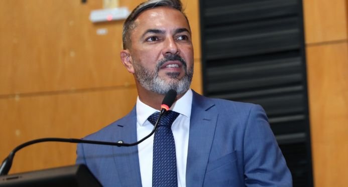Ferraço sanciona lei de Tyago Hoffmann que cria política para pessoas com altas habilidades e superdotação no ES
