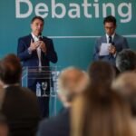 Flávio Bolsonaro repete tática do pai e ataca as urnas com mentiras já desmentidas pelo TSE – Em Dia ES