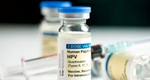 Ministério da Saúde amplia vacinação contra HPV para jovens de 15 a 19 anos