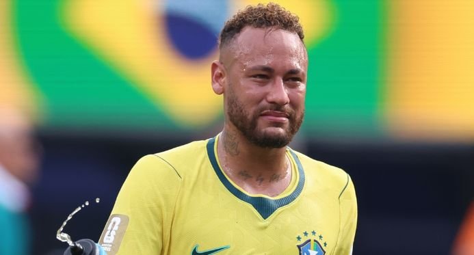 Neymar deixou oito campanhas registradas como “Hexa herói”, caso Brasil vencesse, diz coluna