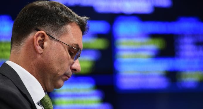 Rejeição de 50% entre mulheres para Flávio Bolsonaro e deixa Lula 10 pontos à frente – Em Dia ES