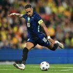 Jornal espanhol destaca jogadores que podem substituir Raphinha no Barça