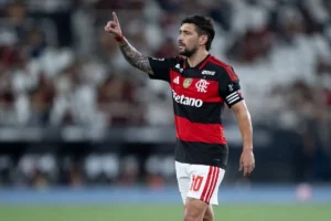 Arrascaeta pode perder 8 jogos do Flamengo; veja lista