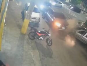 Após culto, mulher morre atropelada na frente da própria mãe; veja VÍDEO