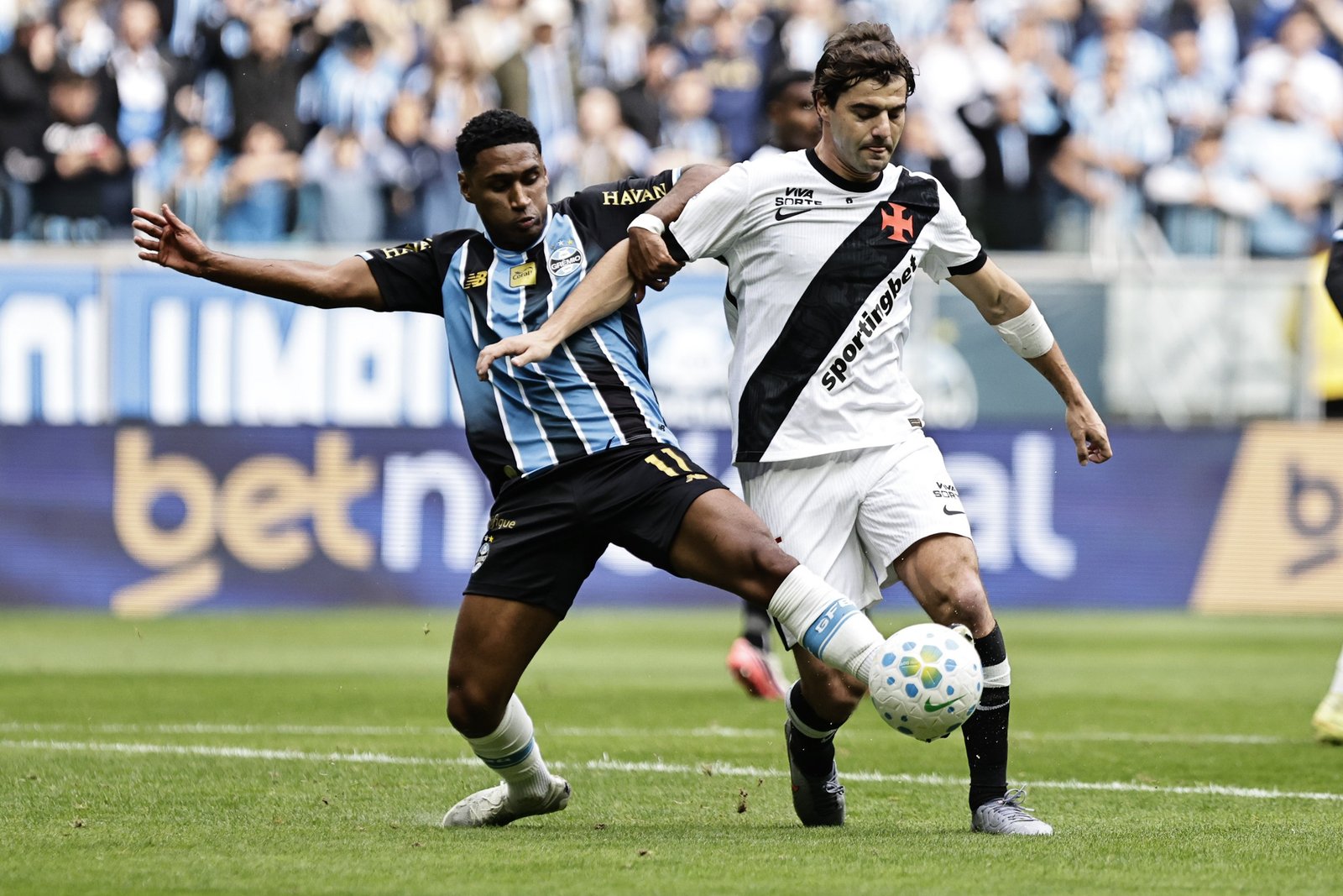 Sosa elogia torcida e brinca com Colidio antes de Vasco x Boca: "Perguntava todos os dias se poderia jogar "