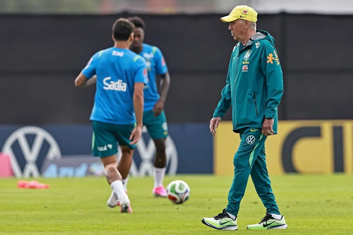 Brasil x Austrália: Ancelotti testa Raphinha de centroavante