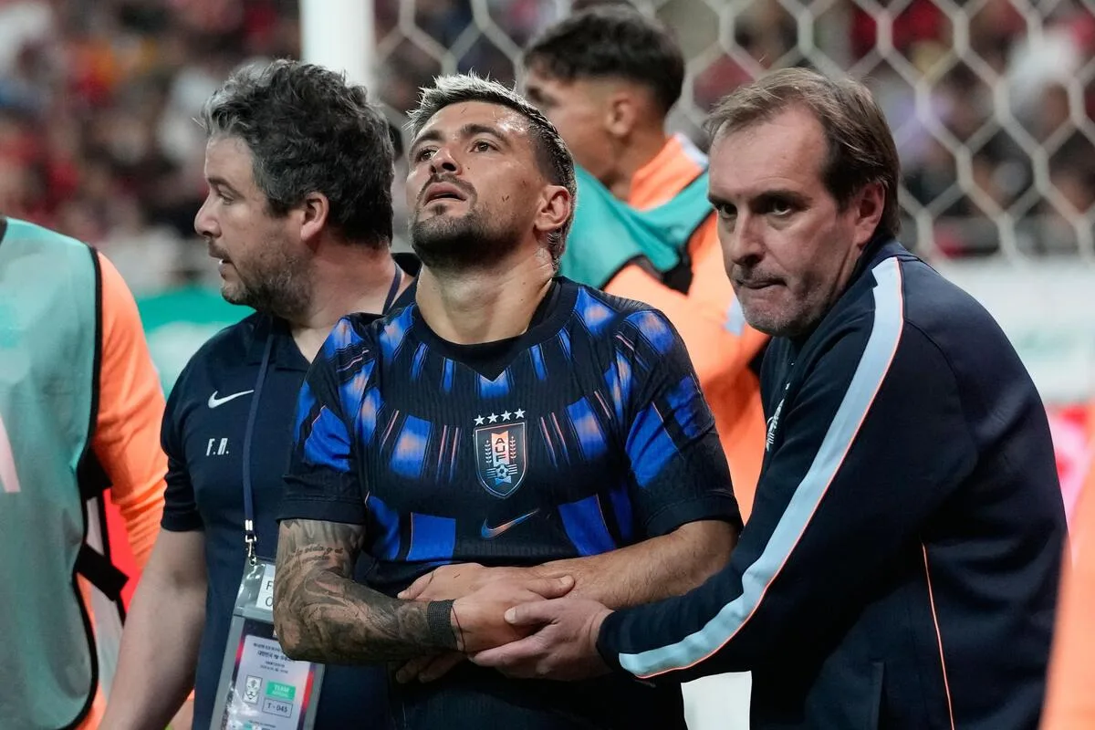 Arrascaeta sofre fratura e preocupa Flamengo na Libertadores