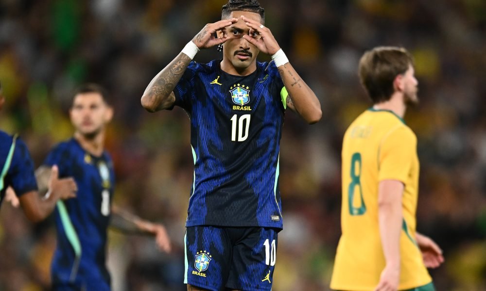 Saiba por que Raphinha foi substituído antes do segundo tempo de Brasil x Austrália