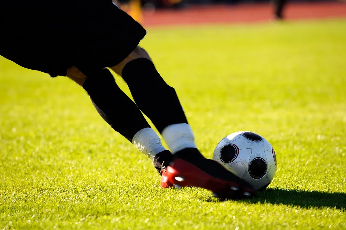 Futebol na TV hoje: grandes seleções entram em ação terça (29)