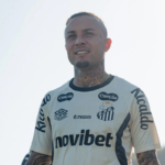 Santos tem retorno de Arão e Cebolinha para clássico contra São Paulo