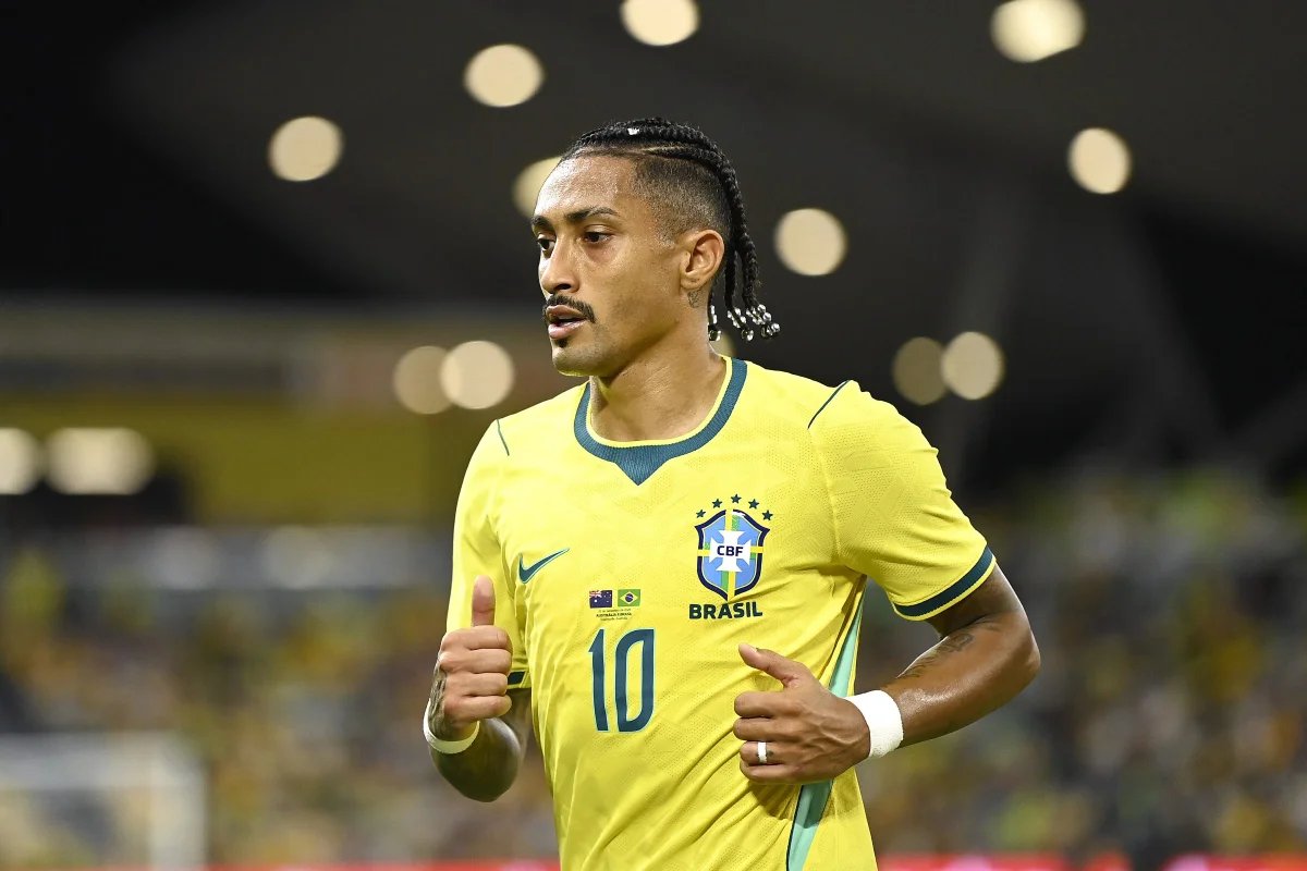 Presidente do Barcelona critica Data Fifa após lesão de Raphinha na Seleção