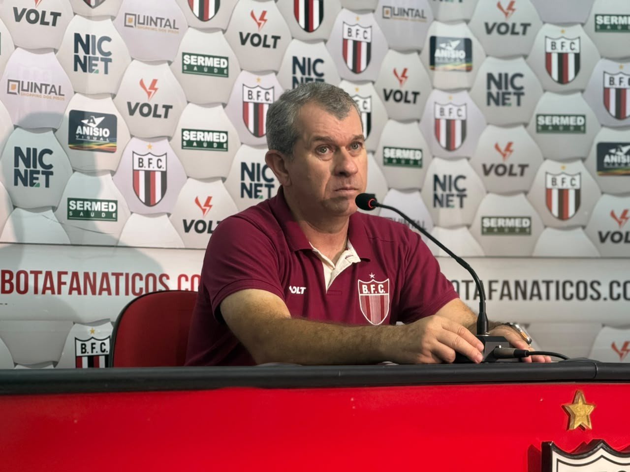 Tencati destaca inteligência do Botafogo-SP contra Ponte