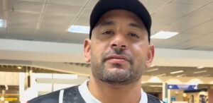 Diego Souza, ex-atacante, é o técnico do Joinville