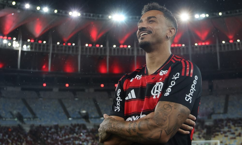 Danilo passa por cirurgia no Flamengo; veja previsão de alta