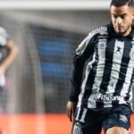 Coutinho celebra primeiro gol pelo Santos e vitória sobre o Fluminense: "Merecemos"