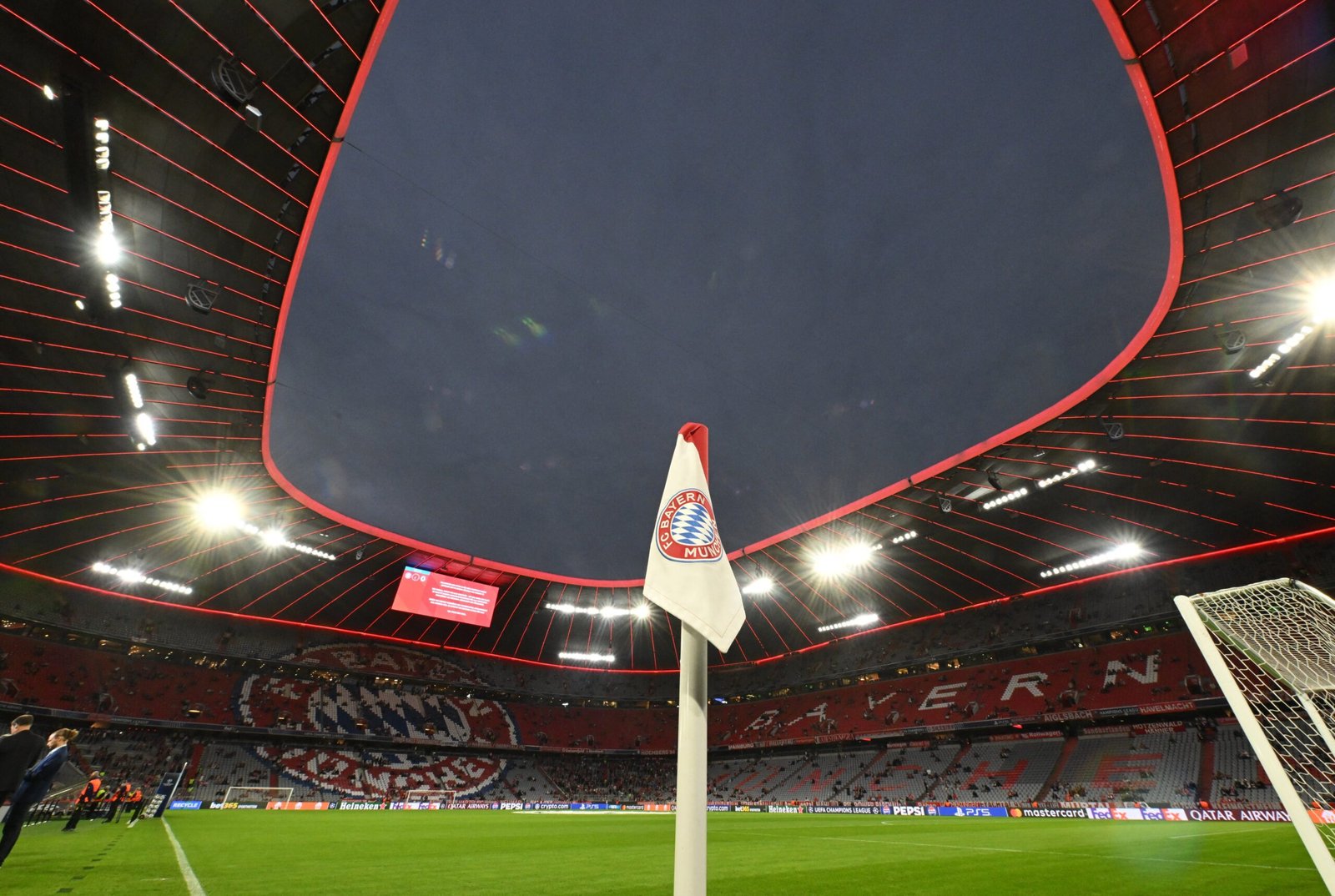 Bayern de Munique x Arsenal na Champions: onde assistir ao vivo, horário e prováveis escalações