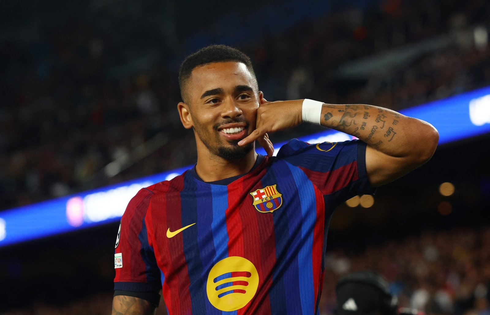 Gabriel Jesus revela surpresa com proposta do Barcelona: "Pensei que a chance tivesse passado"