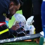 Dibu Martínez passa por cirurgia e vira desfalque no Chelsea após choque de cabeça contra o Everton
